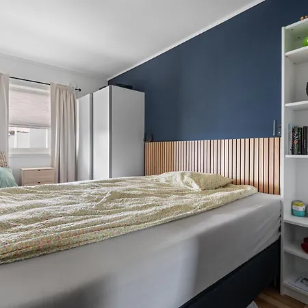 Costal Penthouse By Paramount